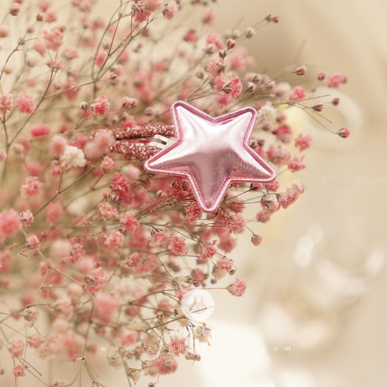 [2차제작]반짝이는 별이 궁금한 너 - bling pink star pin