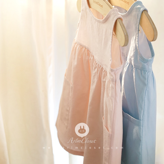 그녀랑 소풍가기 좋은 날 :) 두번째 이야기 - light blue / peach pink big pockets baby dress