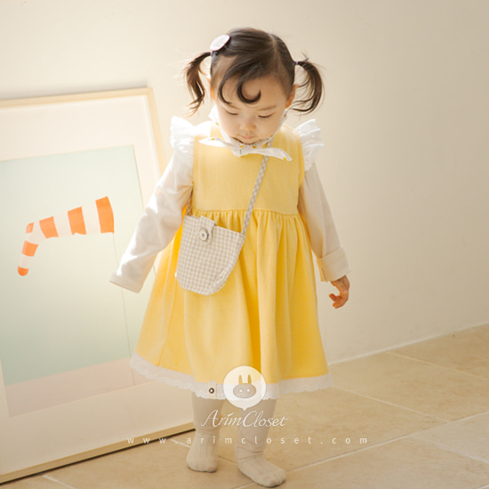 [Scratch_sale]작은 날개가 너무 귀여운 아기 병아리 - lace point yellow cute baby cotton dress