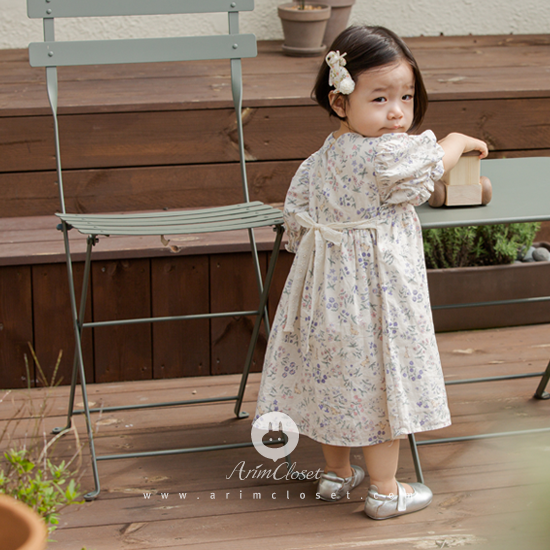 [Scratch_sale] 쪼꼬미랑 토끼가 가꾸는 작고 예쁜 정원에서 - rabbit &amp; flower lace baby cotton dress