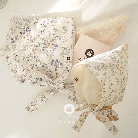 토끼가 만든 작고 예쁜 정원 속 우리아가의 보넷 - rabbit &amp; flower cute cotton 1oz cotton bonnet