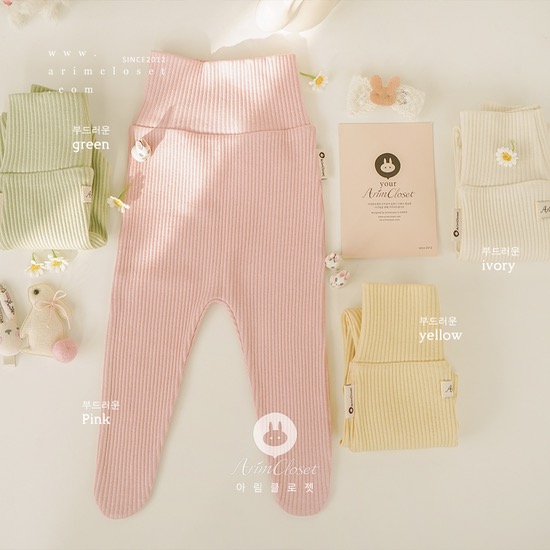꼬물꼬물 쪼꼬미를 꼬옥 안고서 :)_유발레깅스- 4color cotton baby foot  leggings