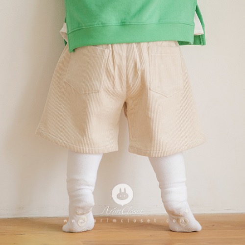 [2차제작] 쪼꼬미는 오늘 귀요미하고 느낌있어 &gt;.&lt; - beige corduroy baby cute wide cotton half pants